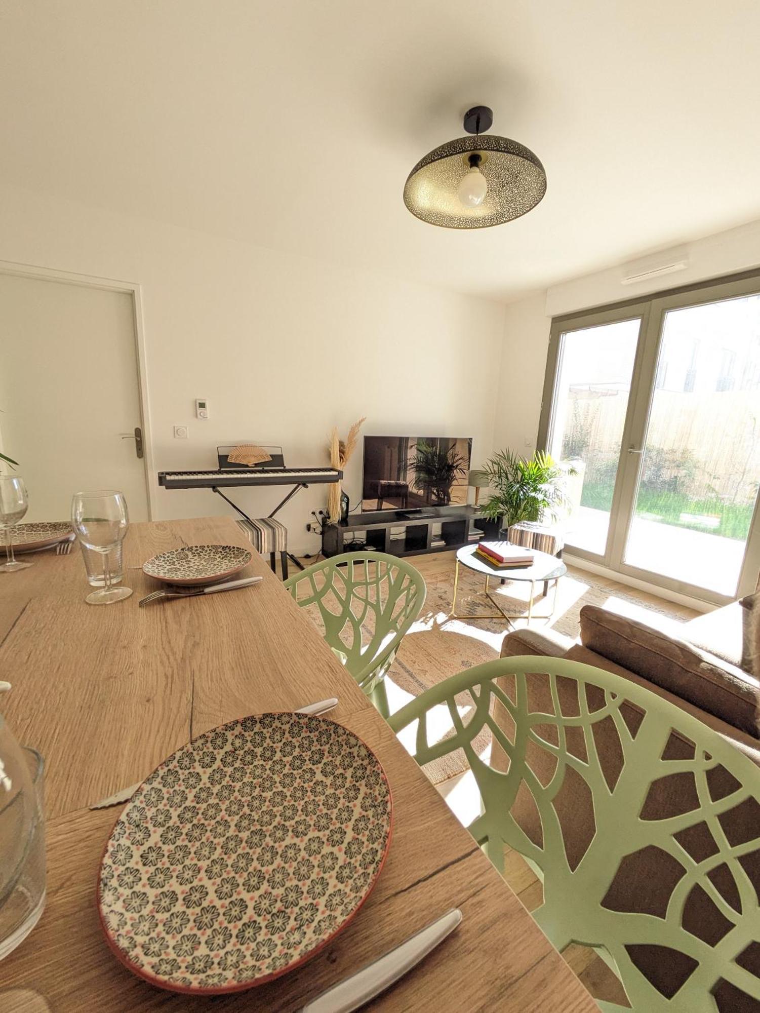 Appartement De Standing Avec Jardin Clamart Ngoại thất bức ảnh